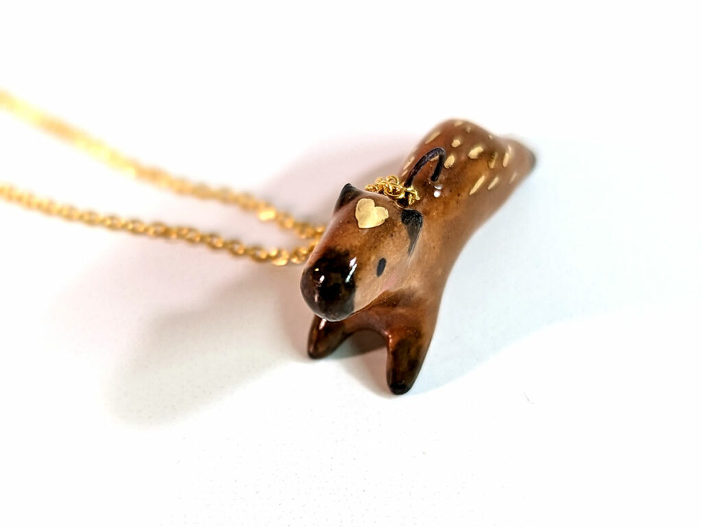 capybara pendant 