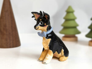 chihuahua papillion figurine