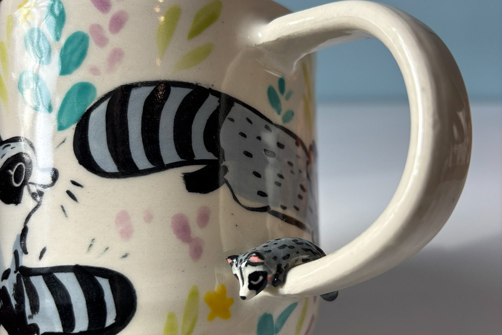 Sculpted Mug - Raccoons - Image 4