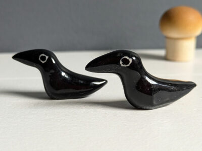 tea pet crow