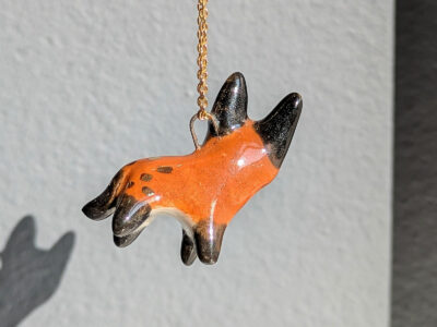 Pendentif Porcelaine - Loup à Crinière – Image 4