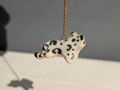 Pendentif Panthère Porcelaine et Or - Mini – Image 5