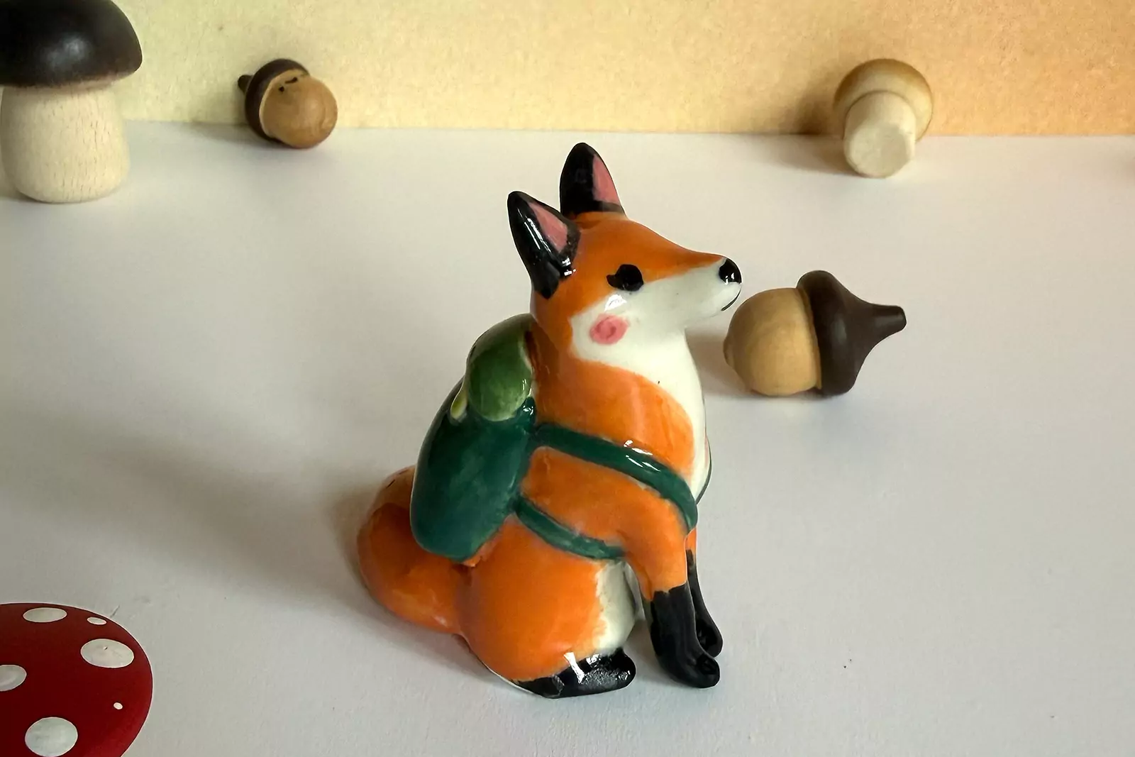 Figurine - Hiking Red Fox - Image 3