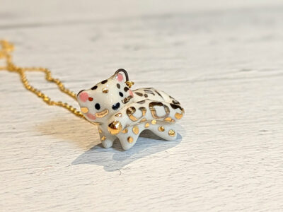 Pendentif - Panthère des neiges - Or jaune – Image 3