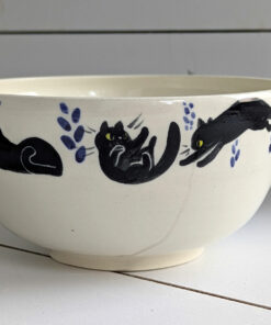 handmade bowl illustratred with cats