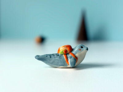 Figurine - Backpacking Seal - Image 9