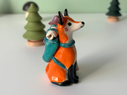 Figurine - Renard Randonneur avec Passager – Image 3