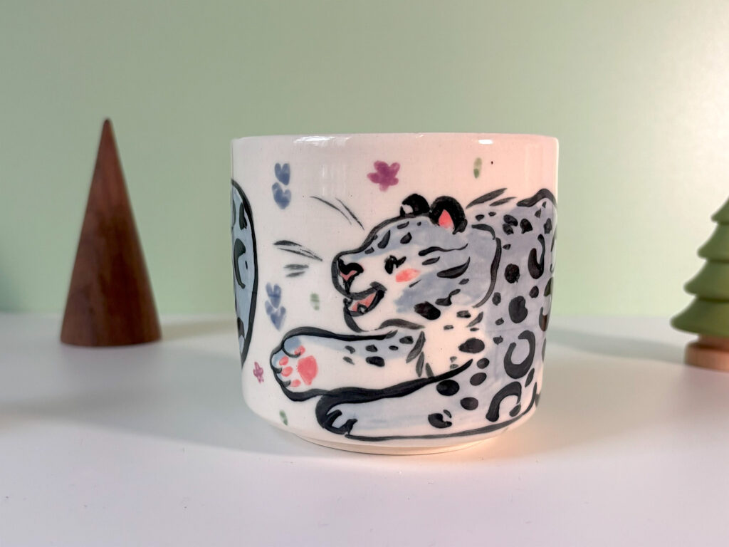 snow leopard cup