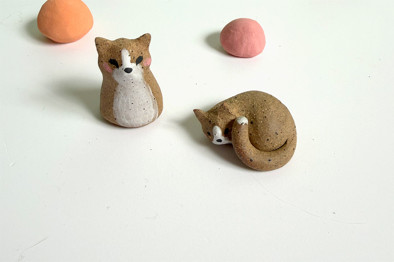 Figurine - Tea Friend - Stoneware - Image 6