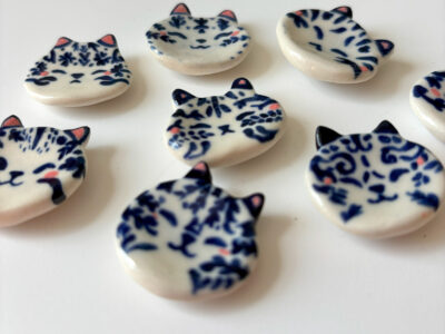 worry stone cat face