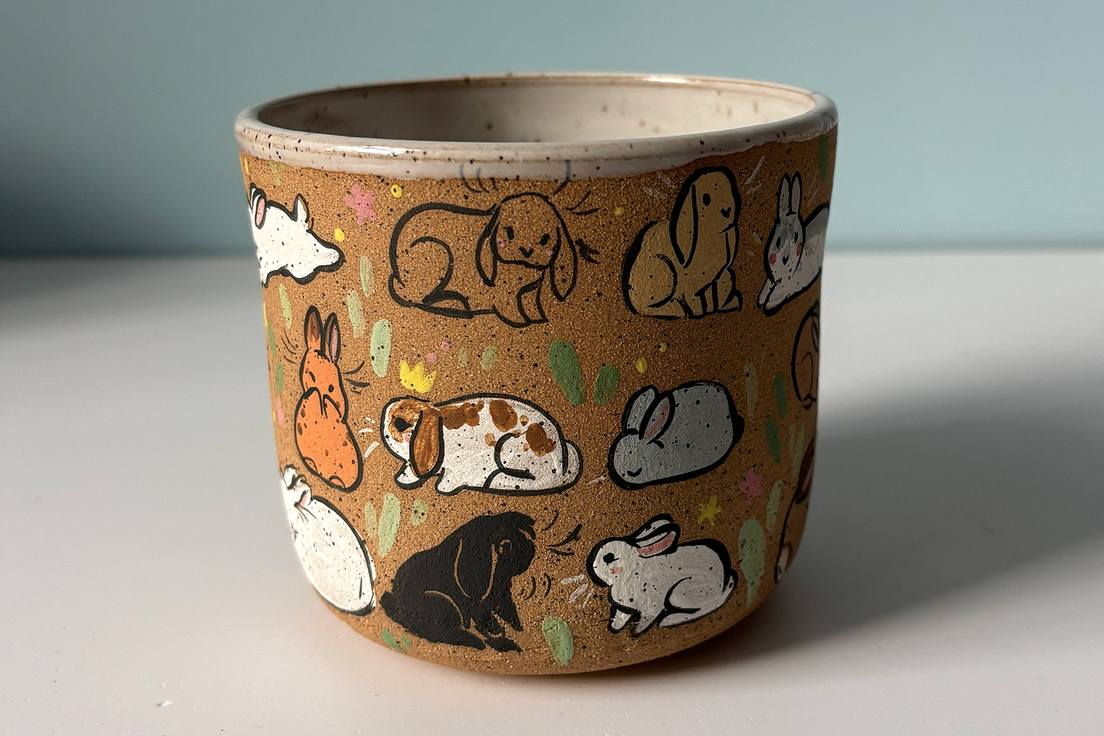 Tasse Mouchetée : Plein de Lapins – Image 4