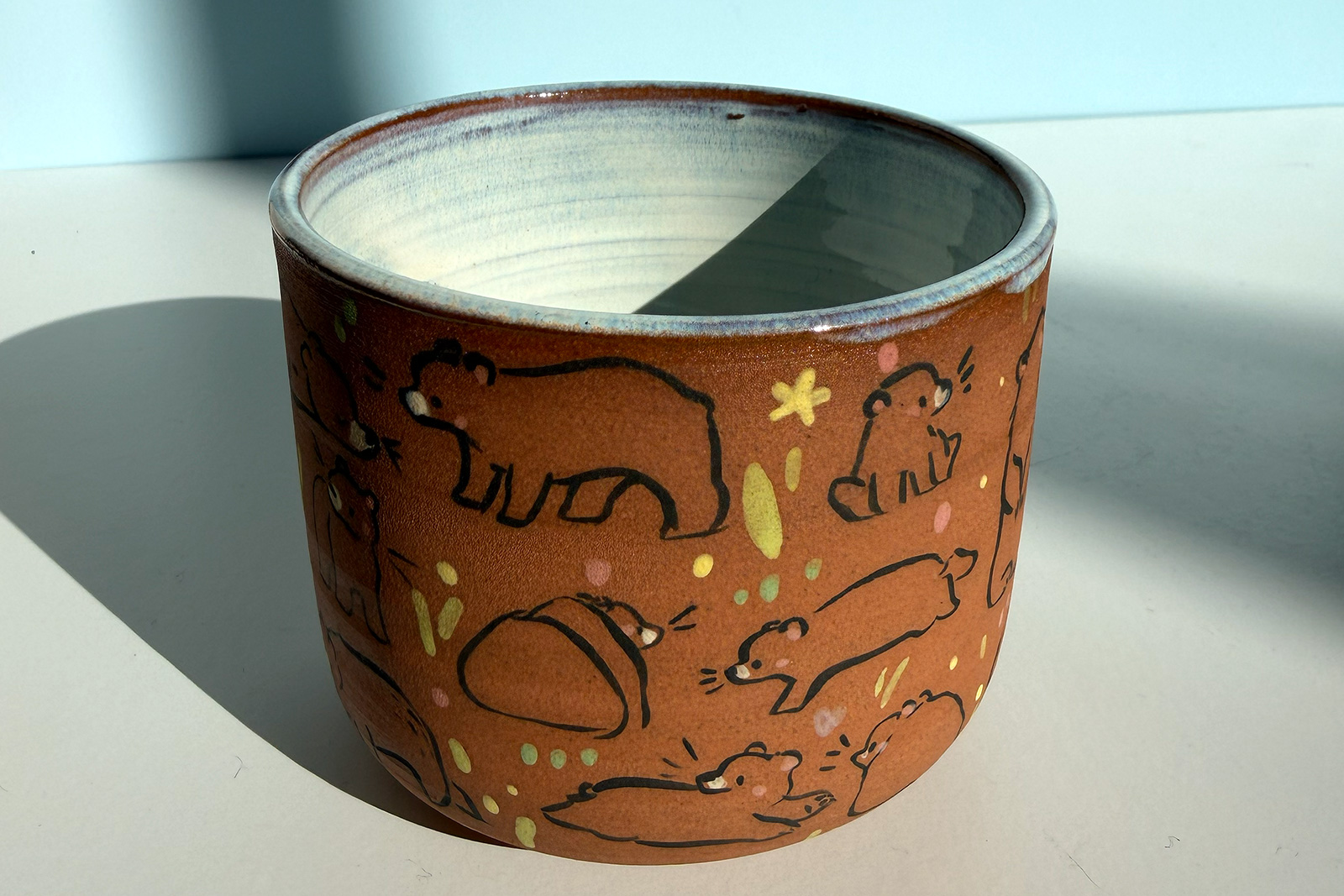 Alternative view of Cup Red : Too Many Bears