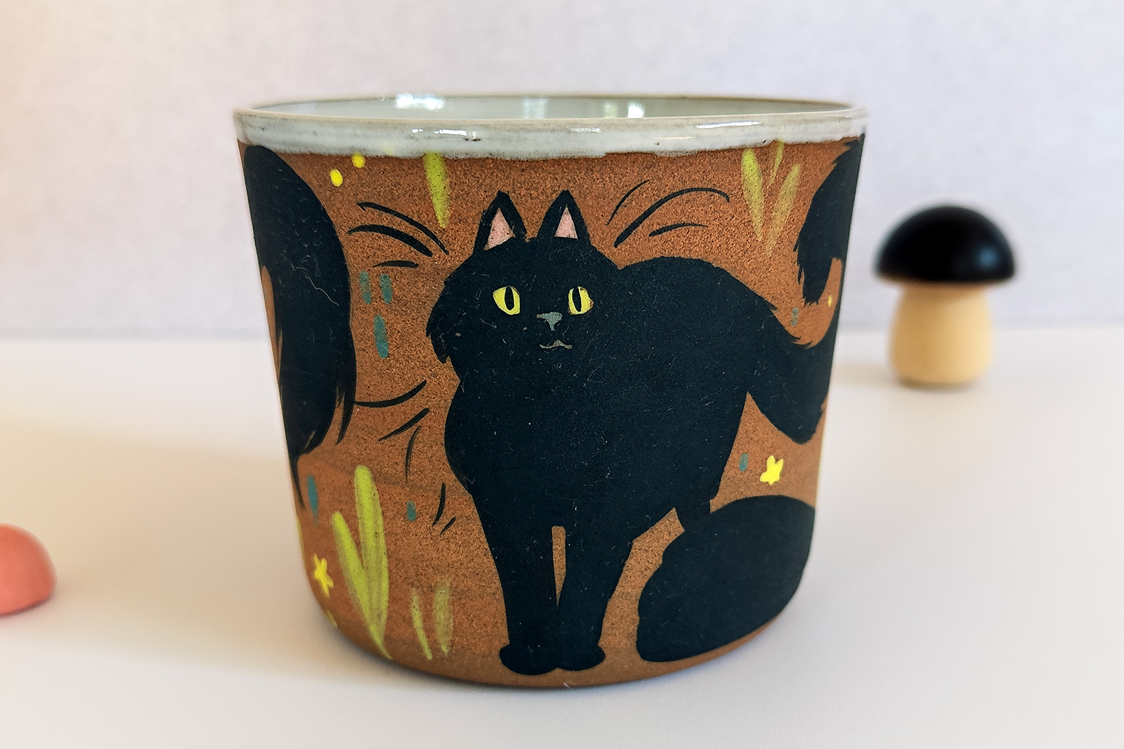 Alternative view of Coupe - Chats Noirs