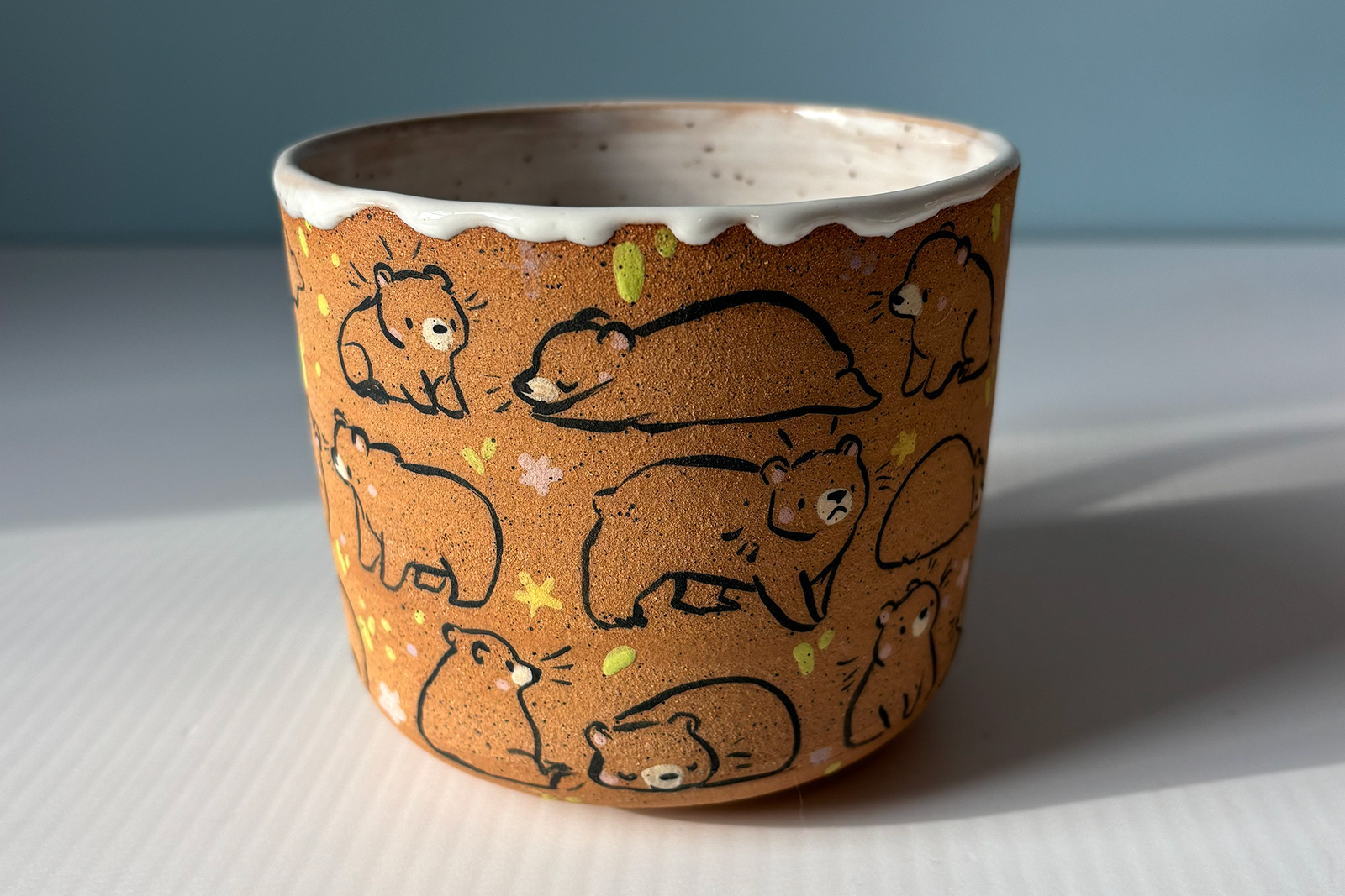 Alternative view of Cup - Speckled - Too Many Bears