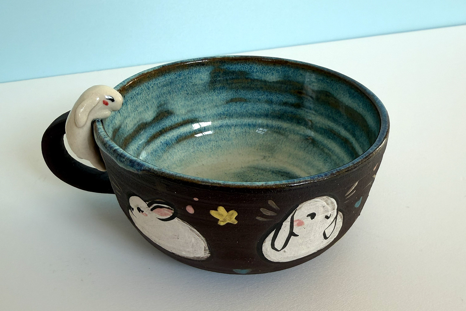 Tasse a thé - Sculptée - Lapins et Étoiles