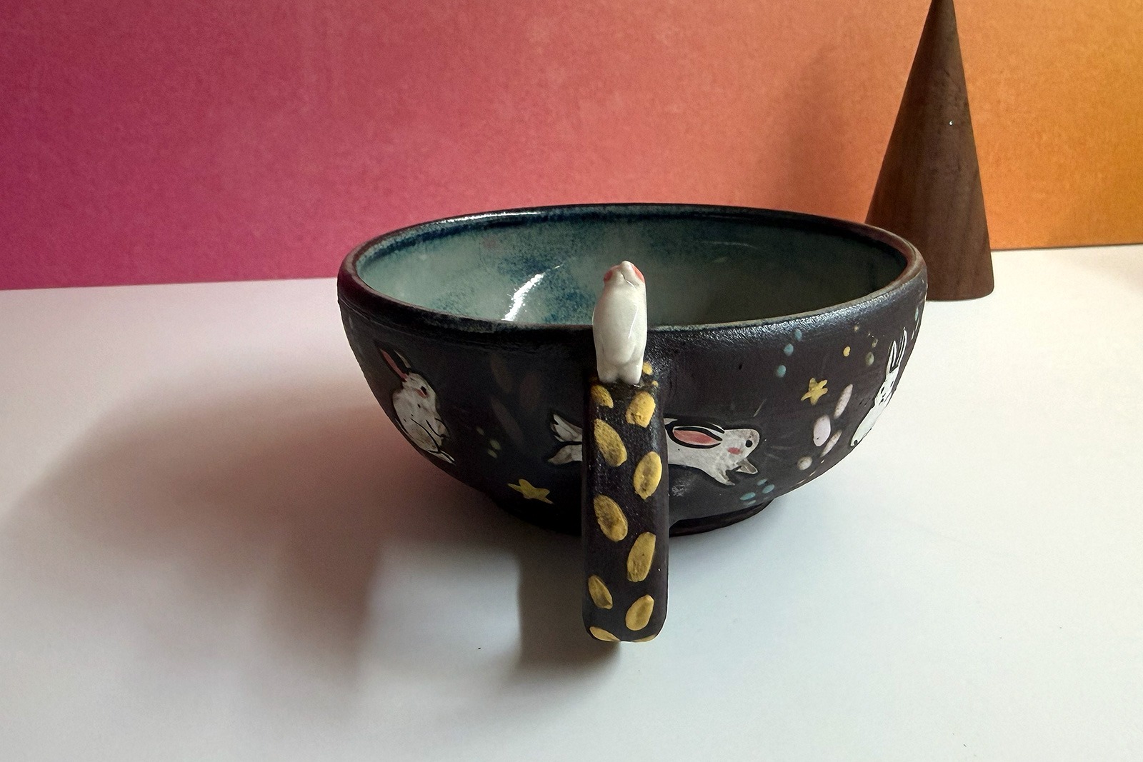 Tasse a thé - Sculptée - Lapins et Étoiles – Image 3