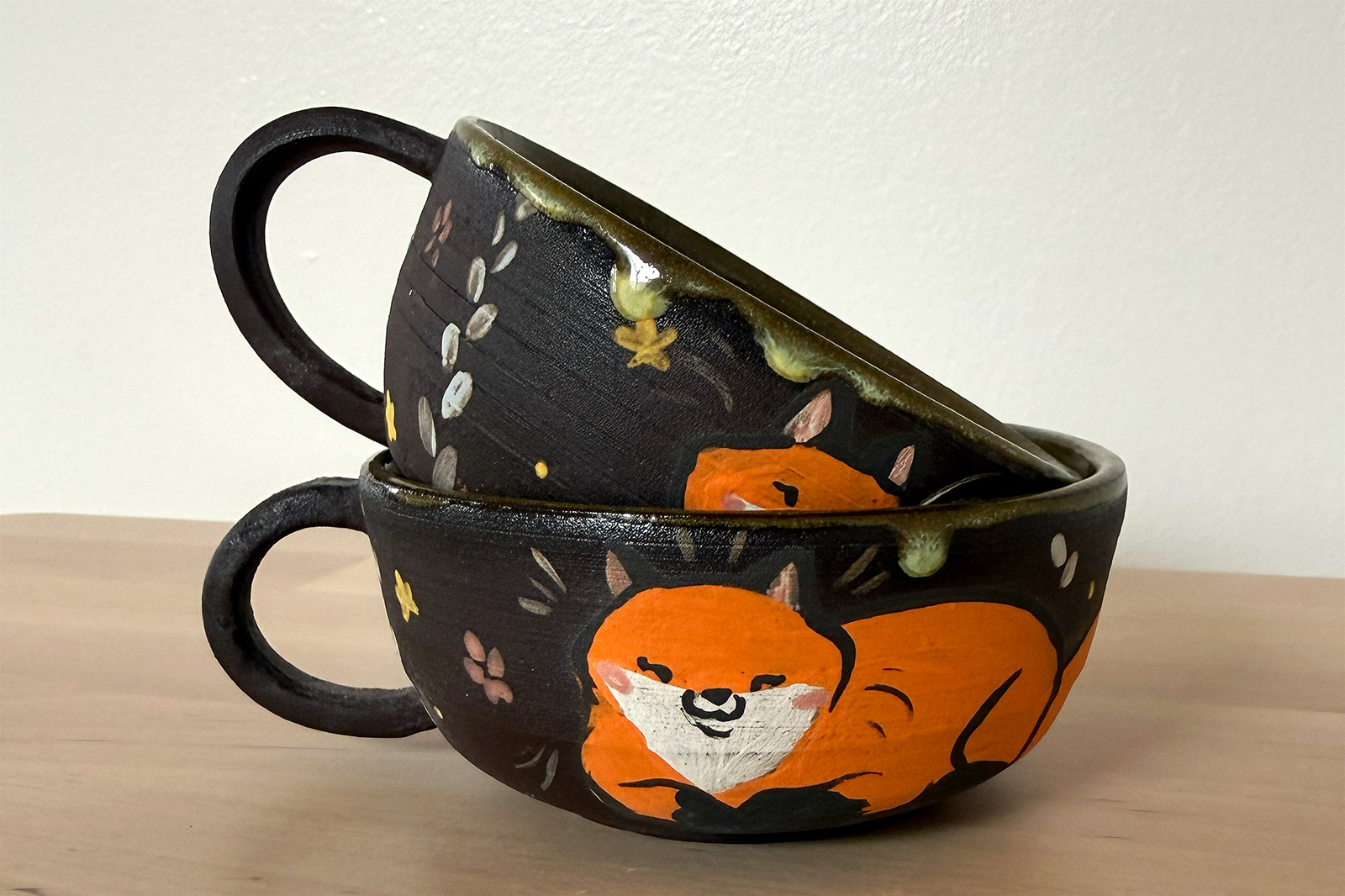 Alternative view of Tea Cup - Red Fox