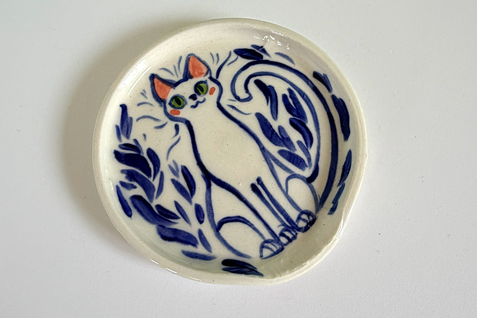 Porcelain Spoon Rest : Cat