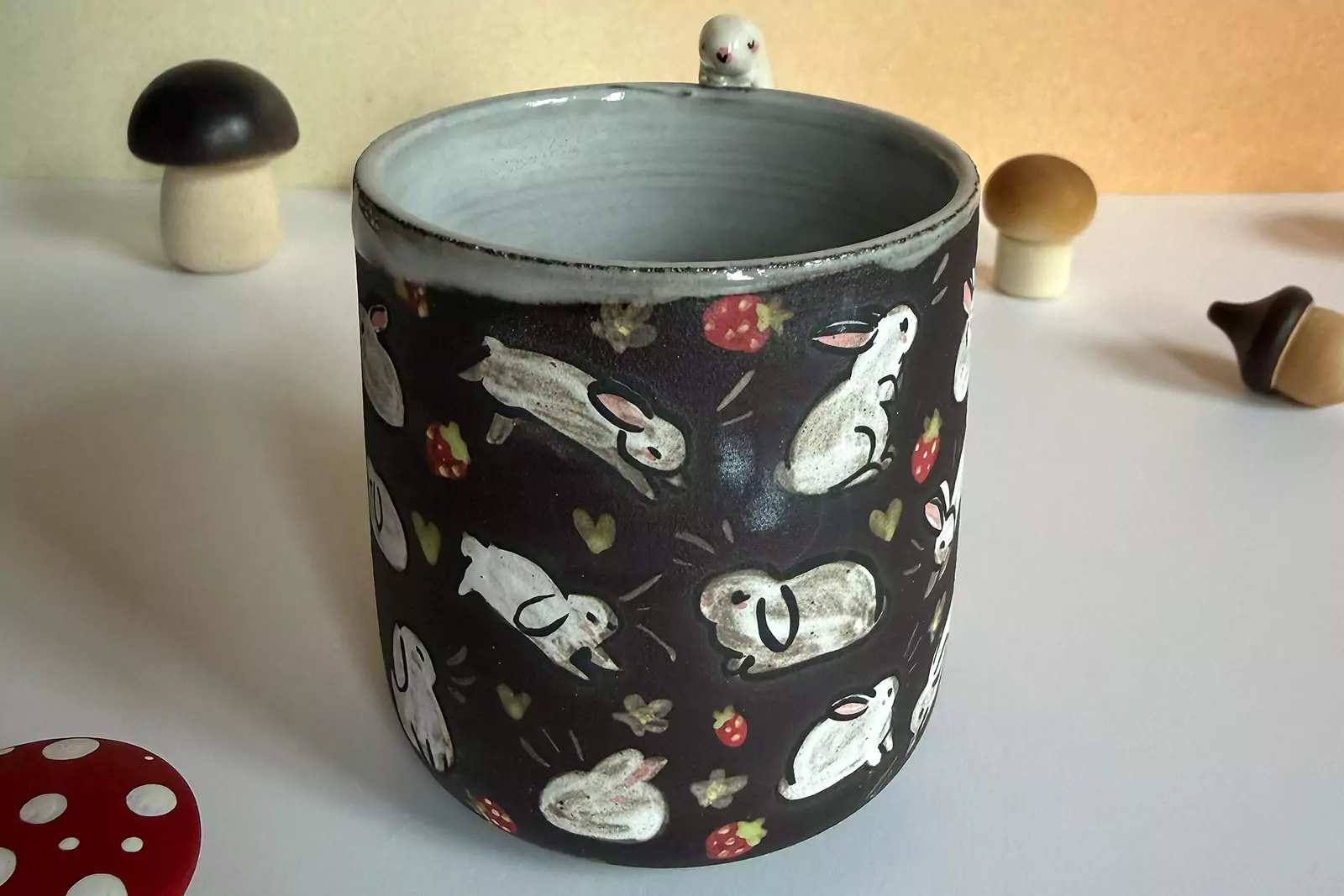 Small Cup - Sculpted - Strawberry Hamsters - Image 3