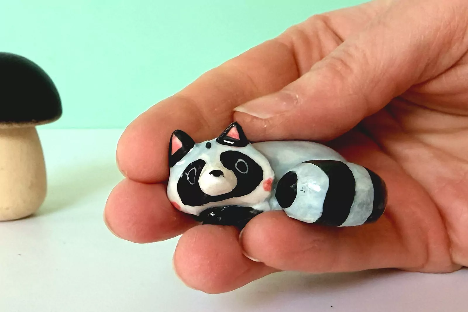 Porcelain Figurine - Sleepy Raccoon - Image 3