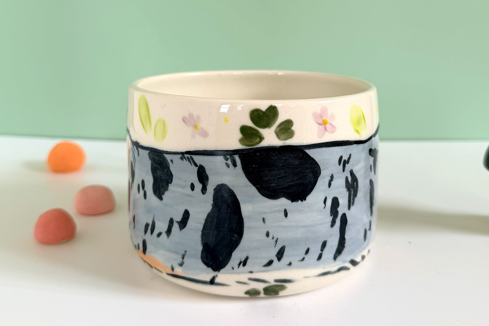 Alternative view of Latte Mug - Cardigan Corgi Merle