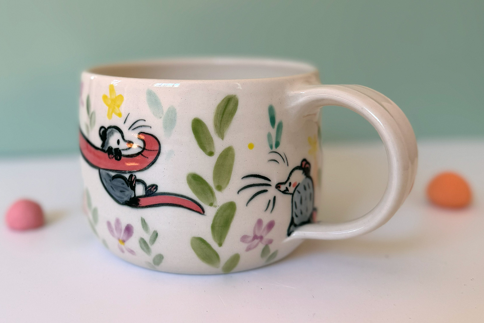 Alternative view of Mug Latte - Famille Opossums