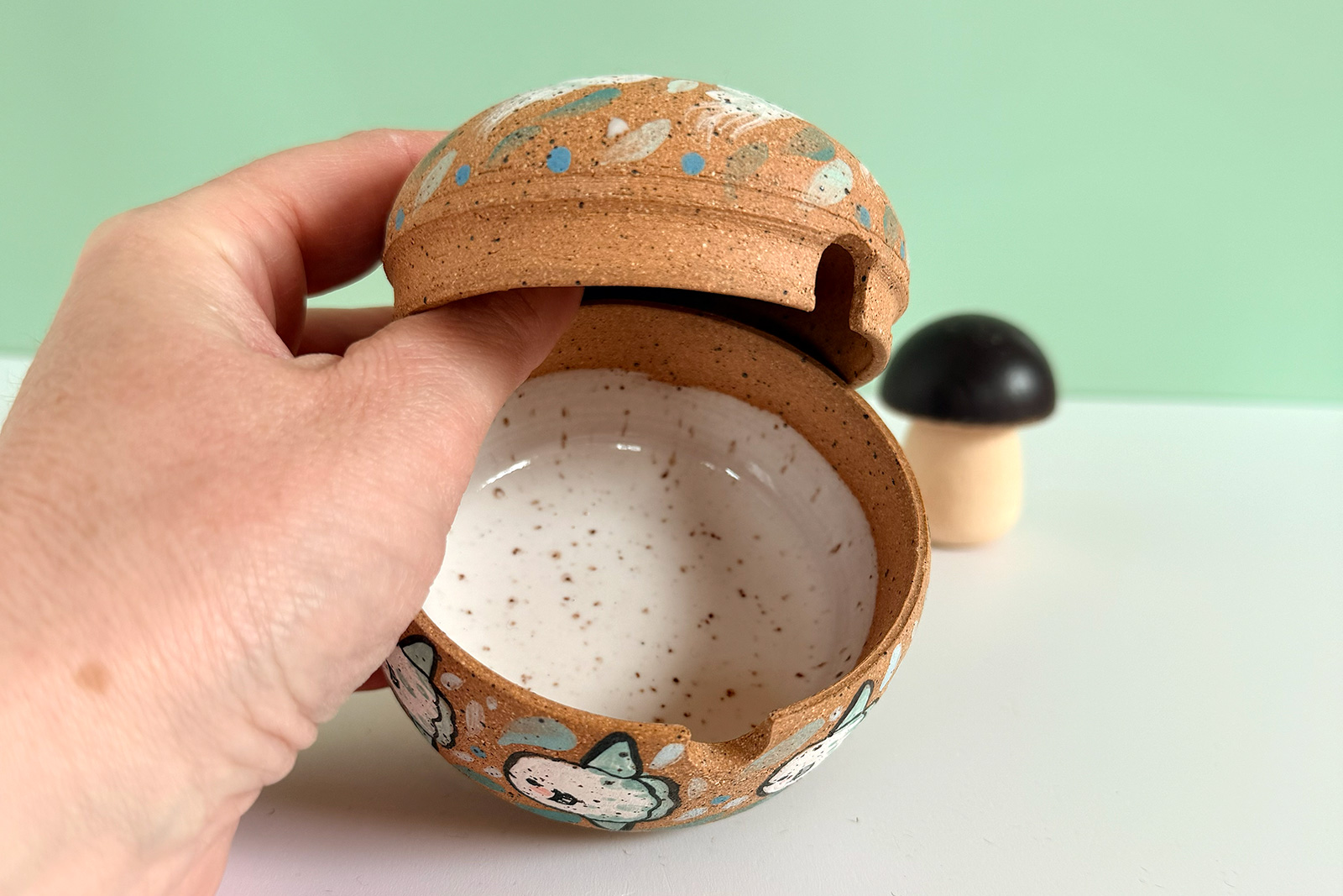 Alternative view of Salt Cellar - Jellies and Mola