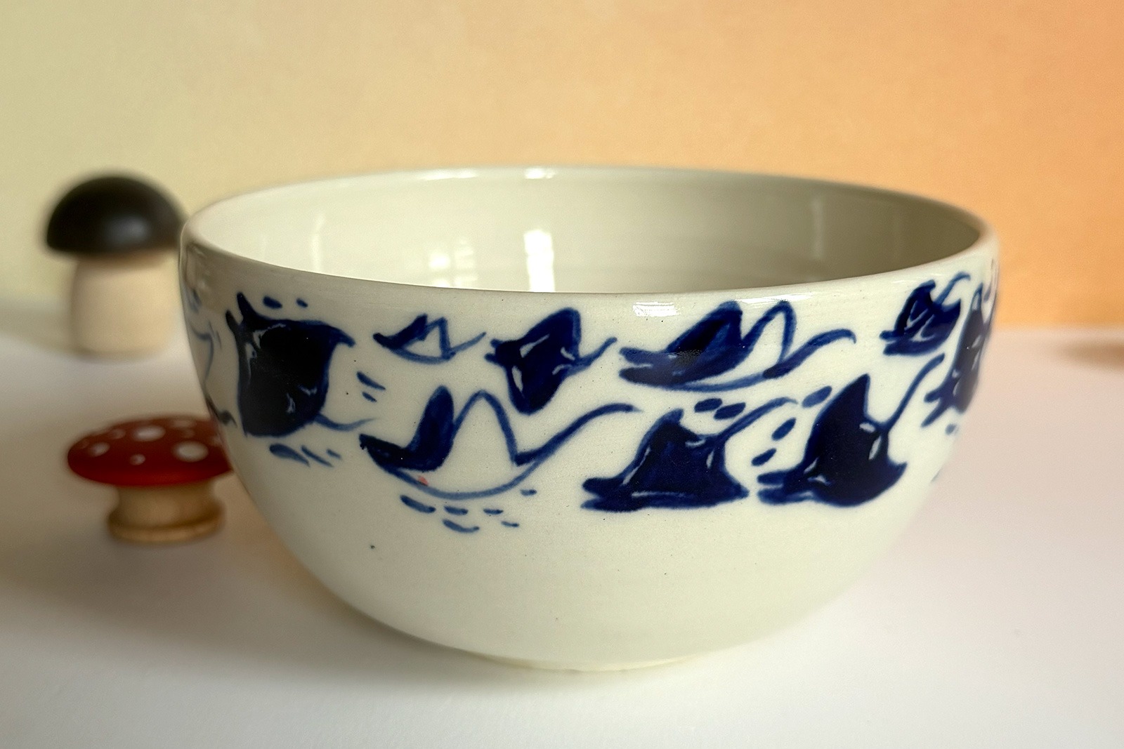 Alternative view of Bowl - Blue Rays