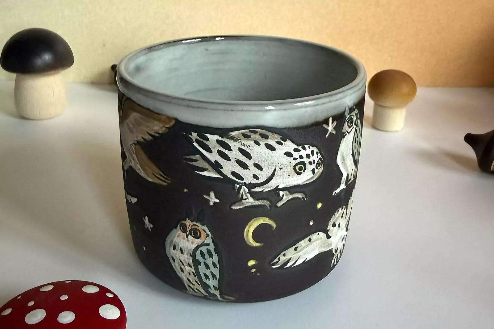 Cup : Too Many Owls - Image 5