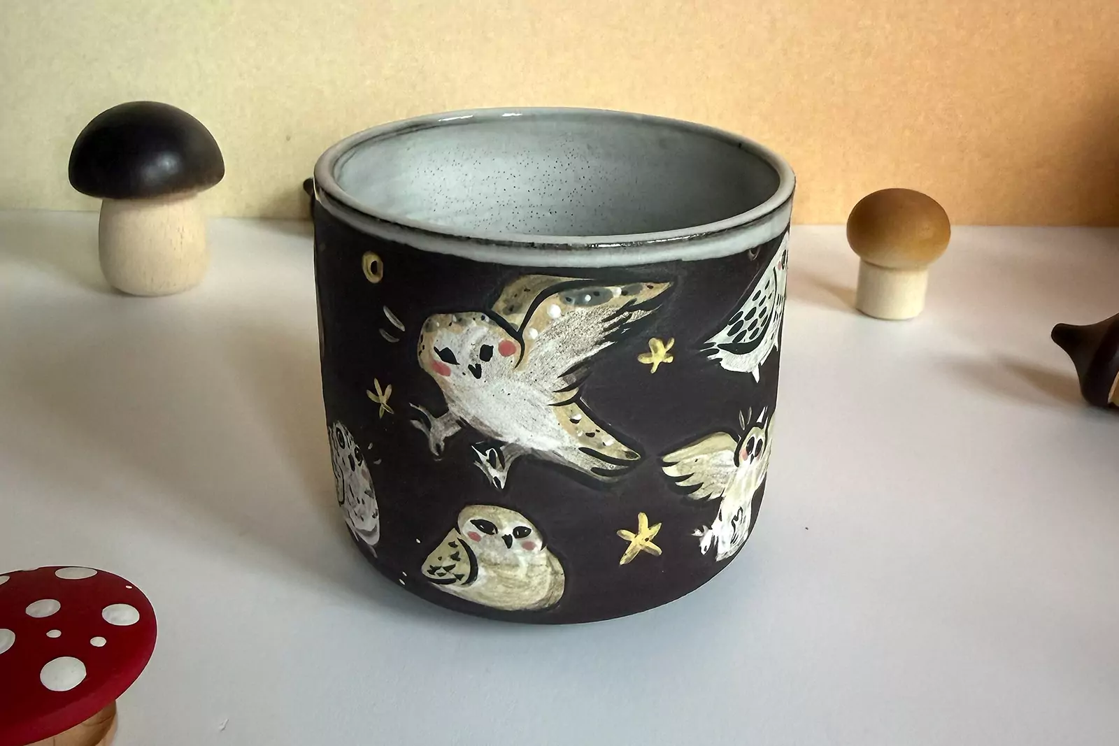 Cup : Too Many Owls - Image 10