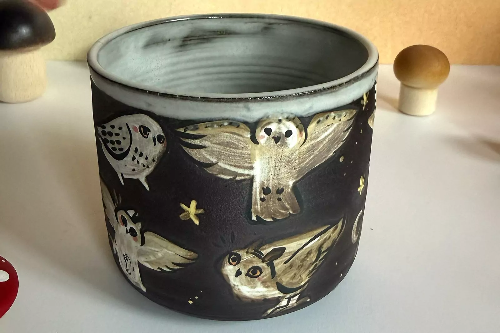 Cup : Too Many Owls - Image 9