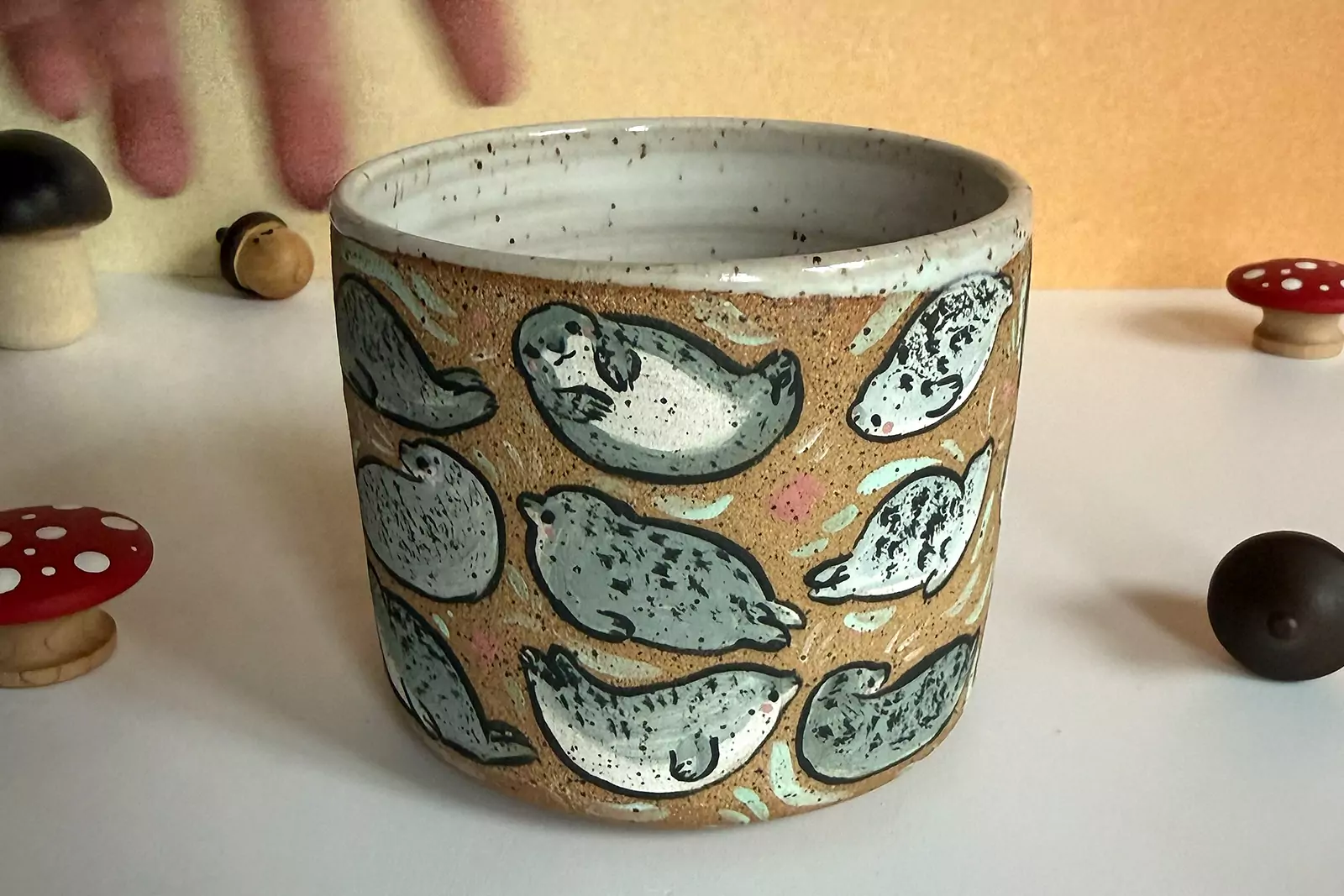 Cup - Many Seals - Speckled - Image 5