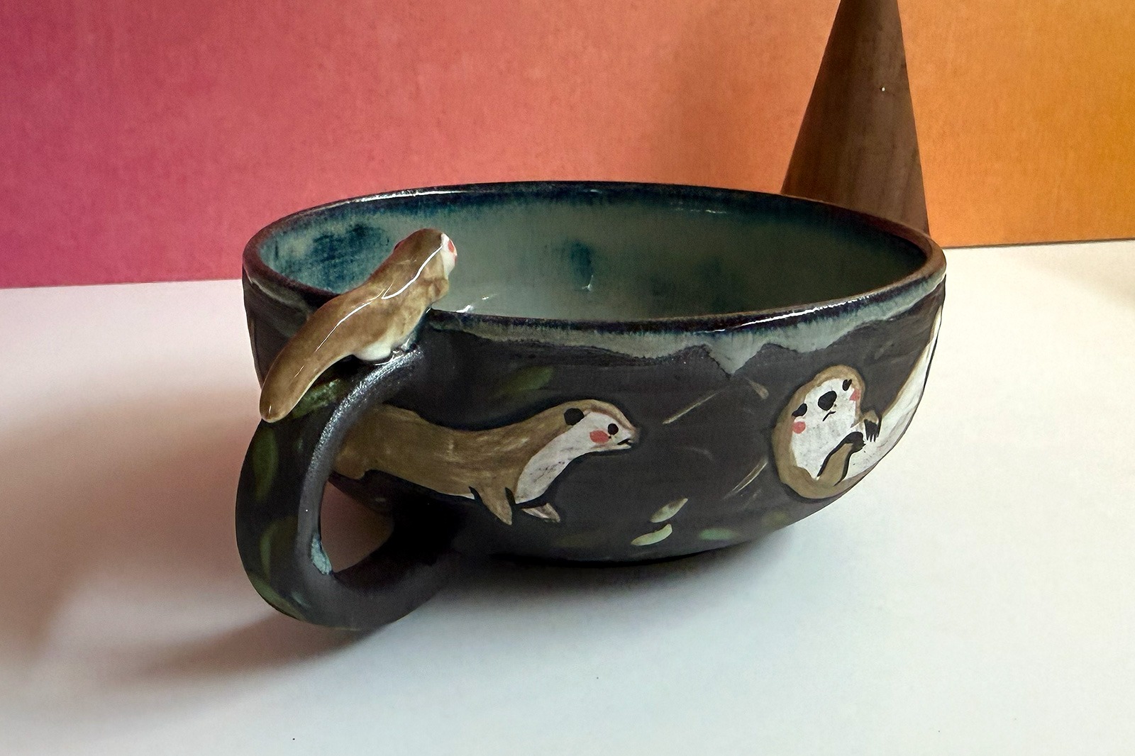 Tasse a thé - Sculptée - Loutres – Image 2