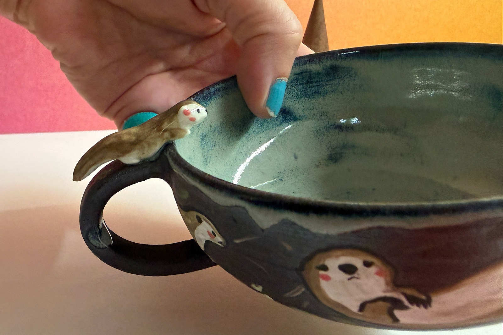Tasse a thé - Sculptée - Loutres – Image 8